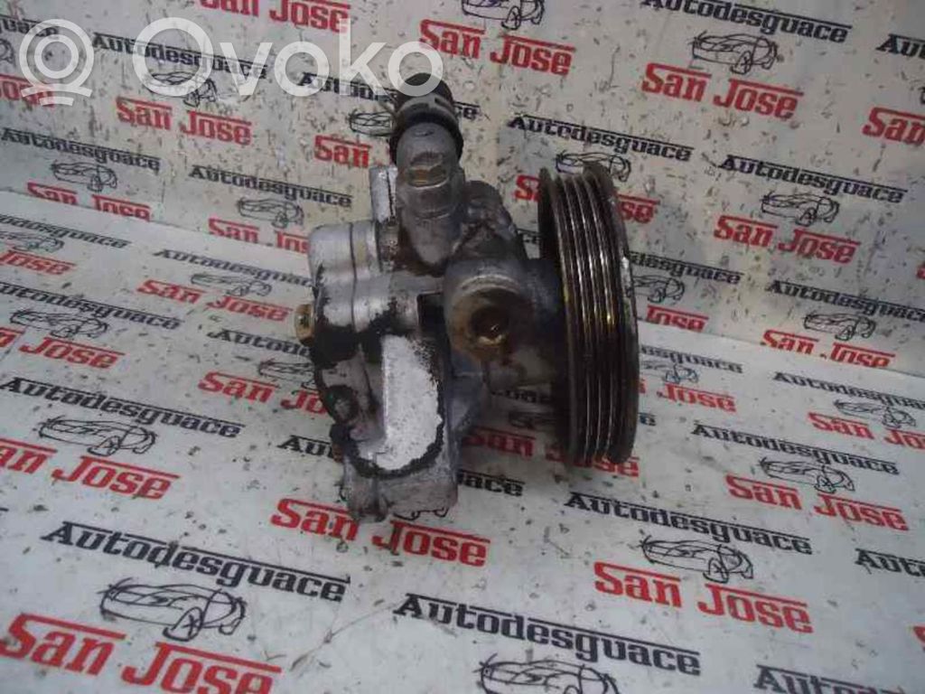 Honda Civic Ohjaustehostimen pumppu 