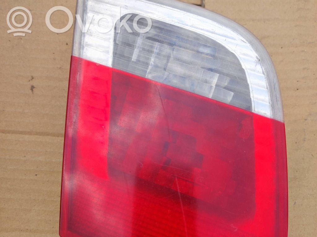 Tailgate rear/tail lights   6907937