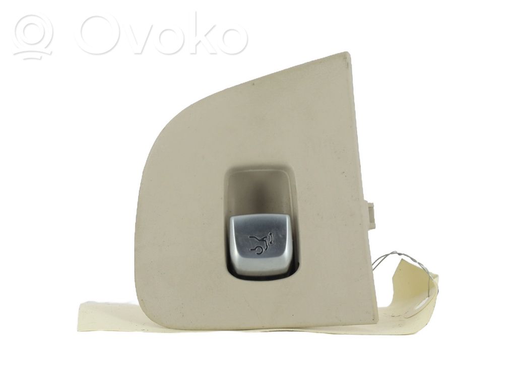 Przełącznik / Przycisk otwierania klapy bagażnika   0997501600