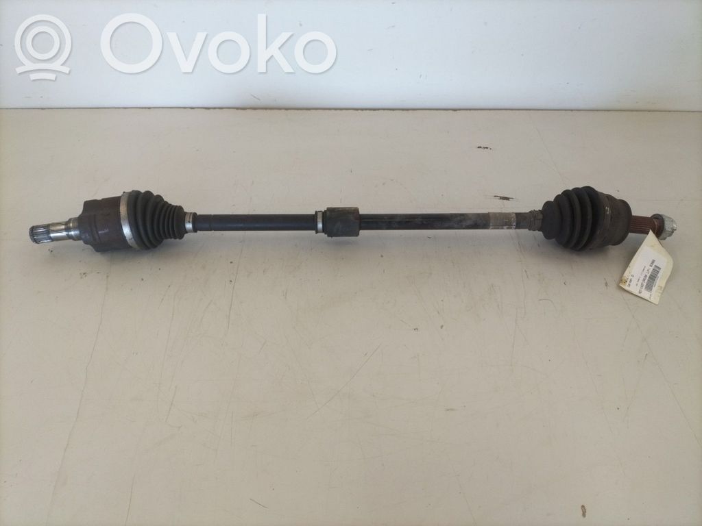 Opel Corsa E Priekinis pusašis 