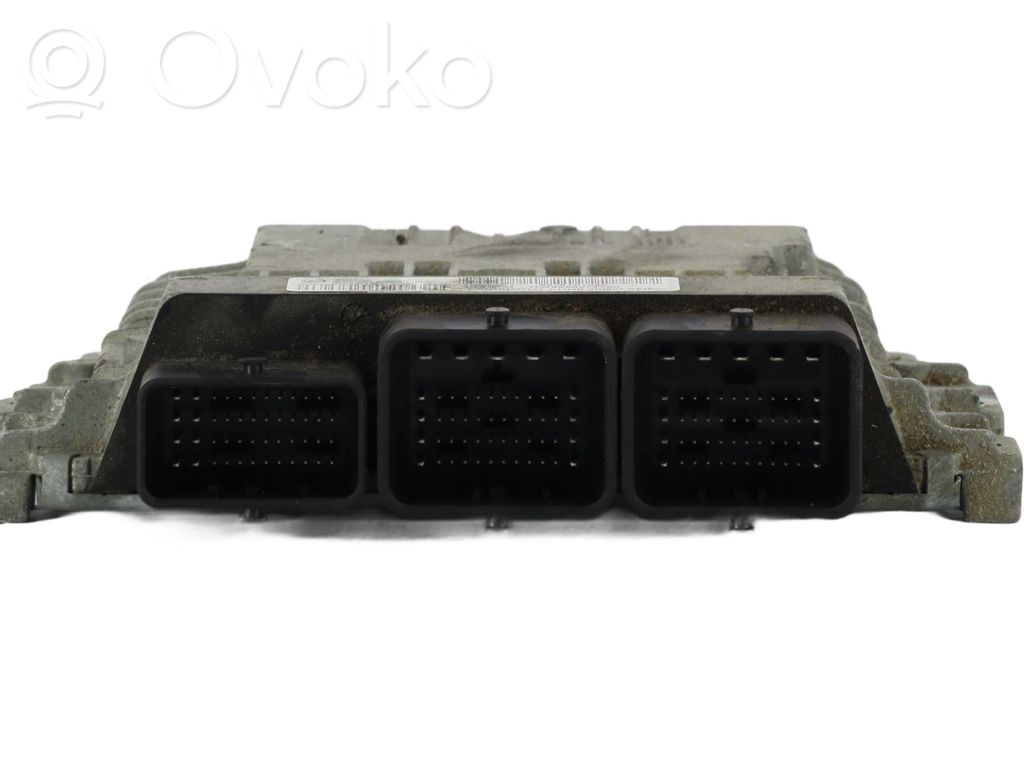 Peugeot 5008 Engine control unit/module 