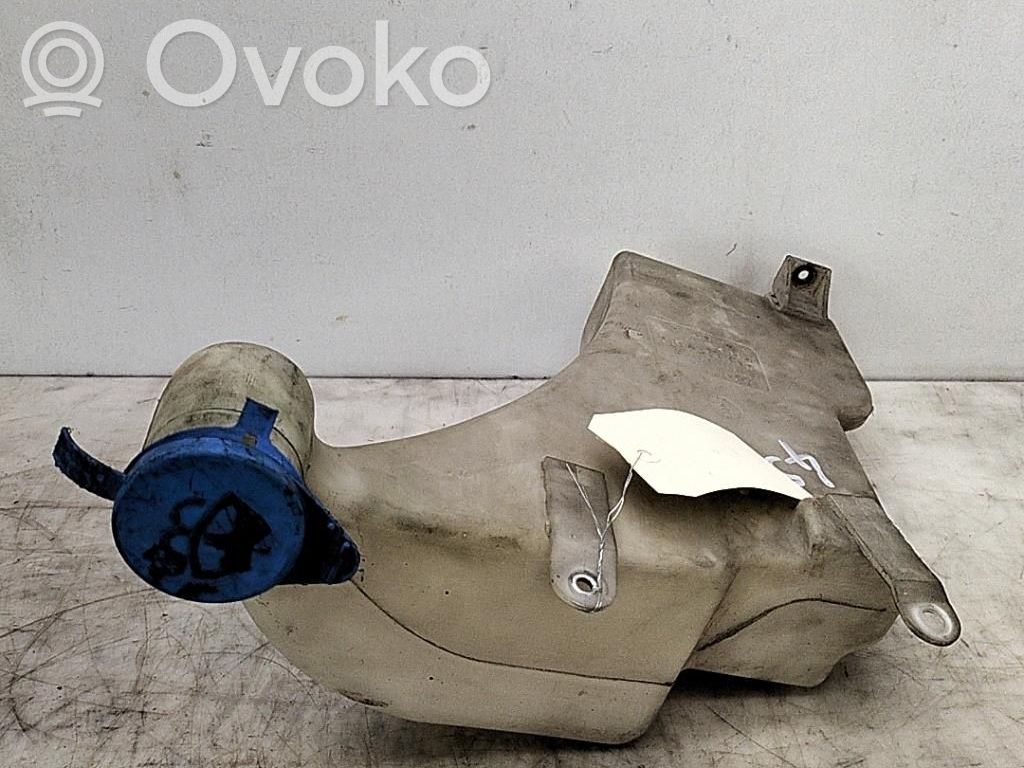 Audi A8 S8 D2 4D Langų skysčio bakelis 