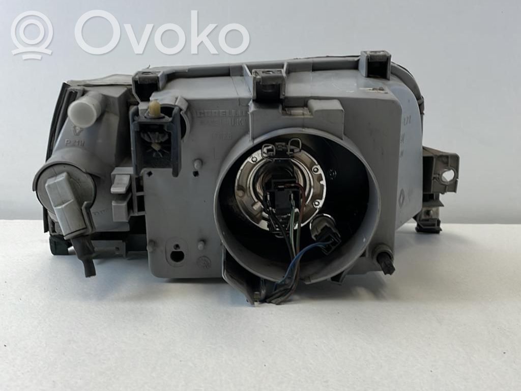 Renault Clio I Headlight/headlamp 