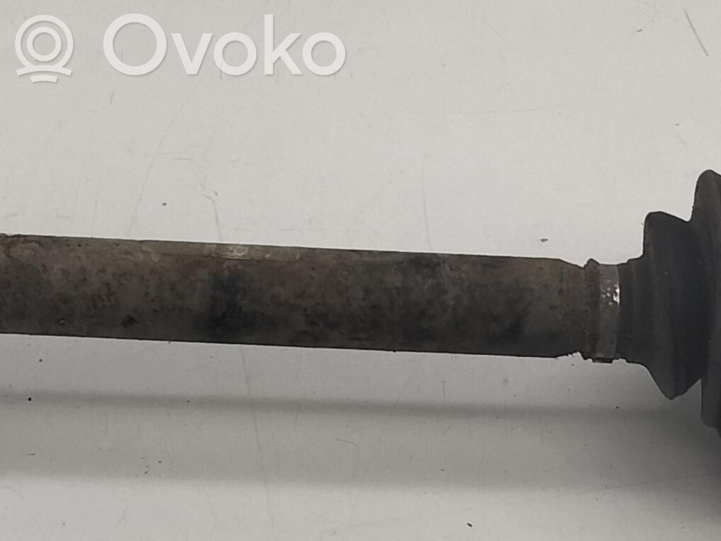 Audi A4 S4 B5 8D Półoś przednia 