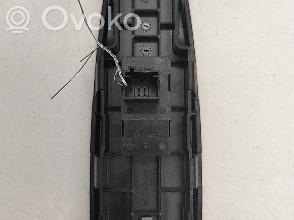 Citroen C4 I Picasso Przyciski szyb 