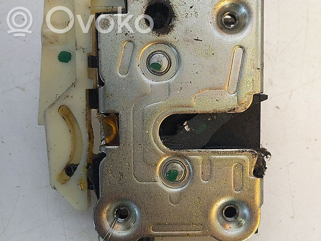Dacia Dokker Front door lock 