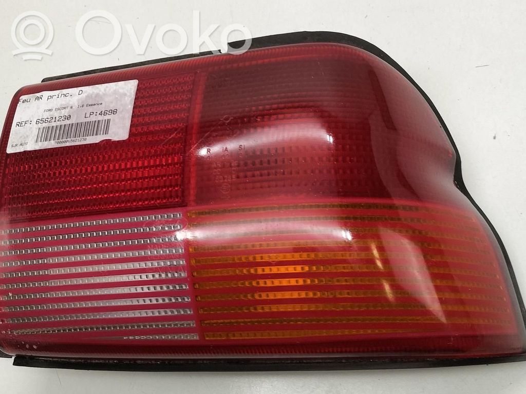 Ford Escort Galinis žibintas kėbule 