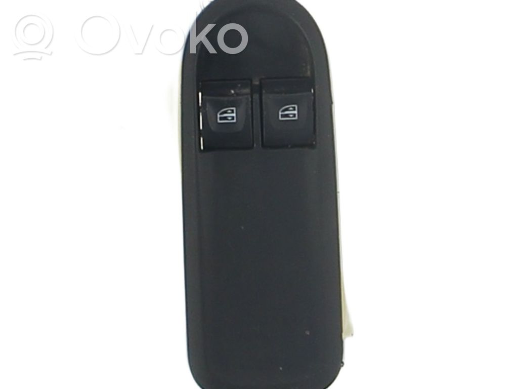 Electric window control switch   7700817337