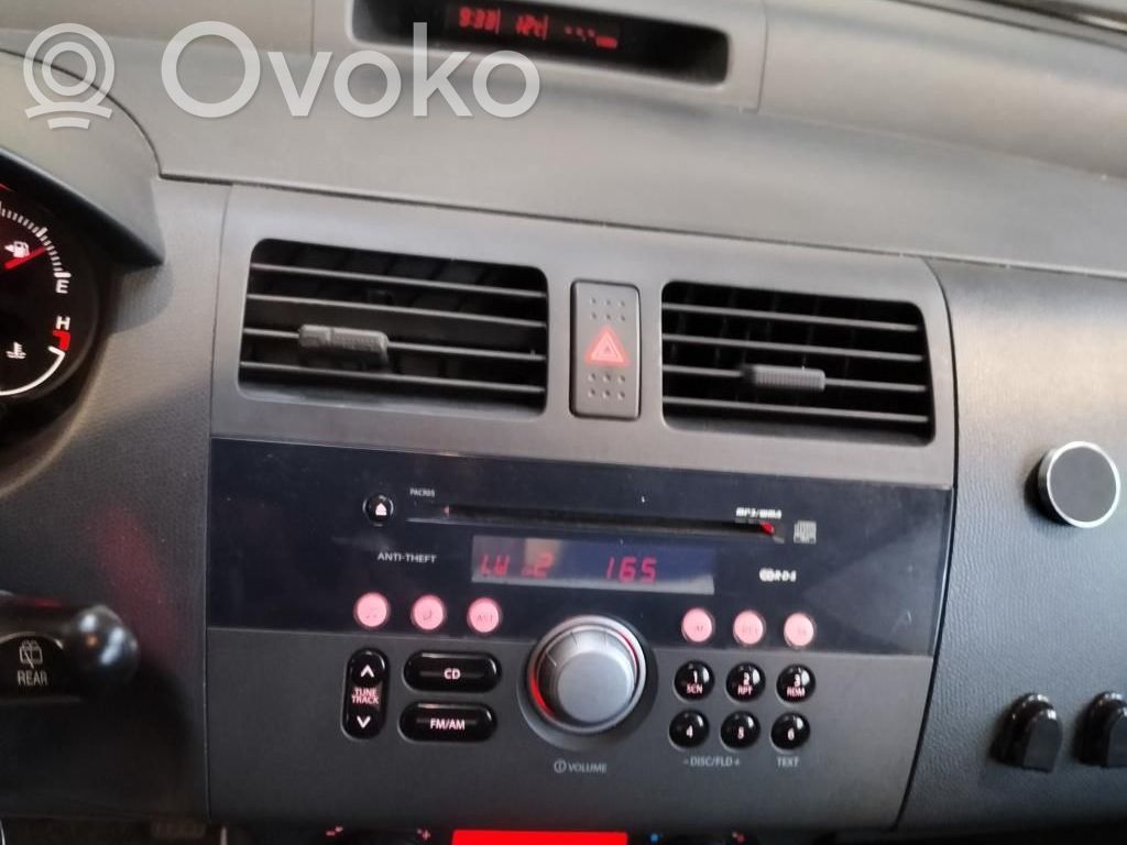 Suzuki SX4 Botón interruptor de luz de peligro 