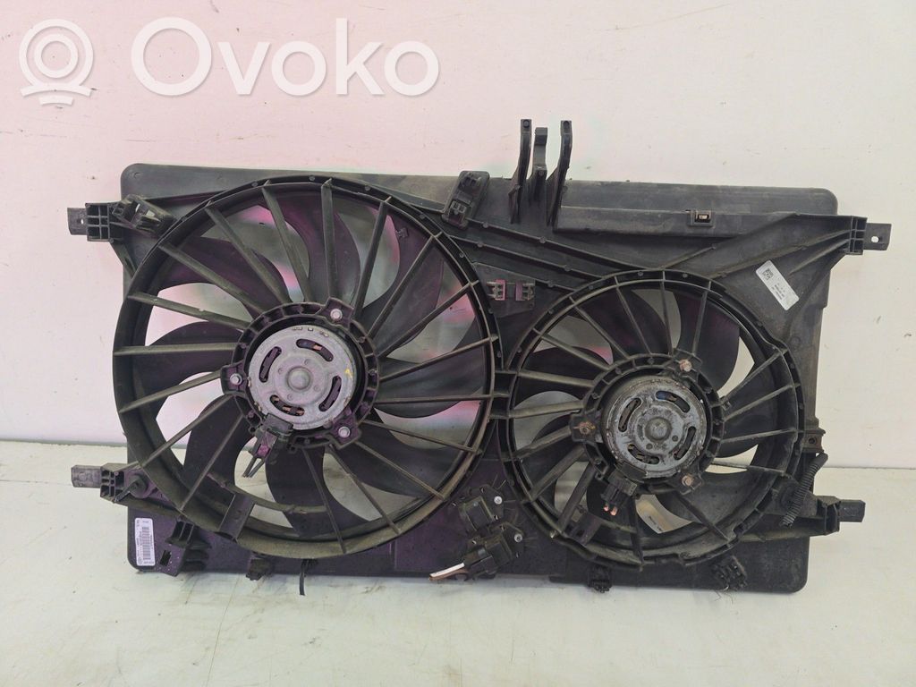 Renault Master III Elektrisks radiatoru ventilators 