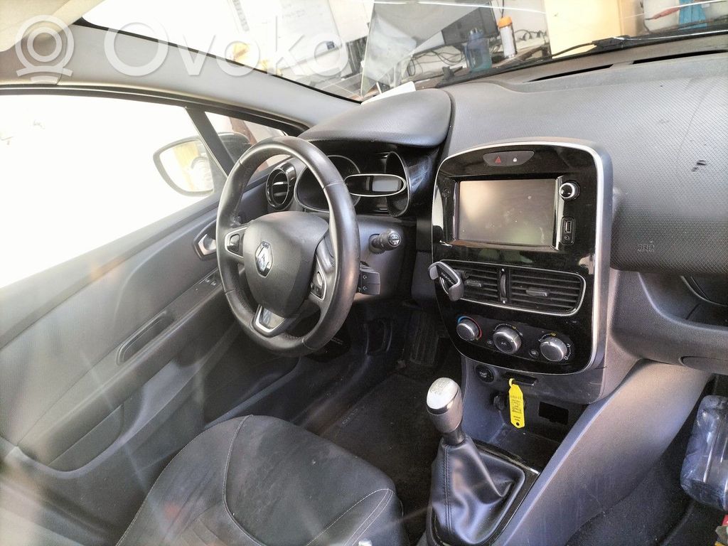 Renault Clio IV Ignition key card reader 