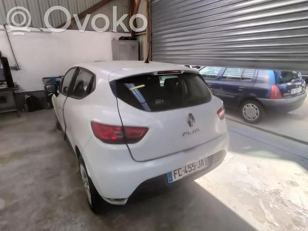 Renault Clio IV Engine control unit/module 