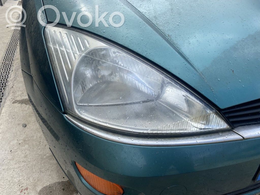 Ford Focus Headlight/headlamp 