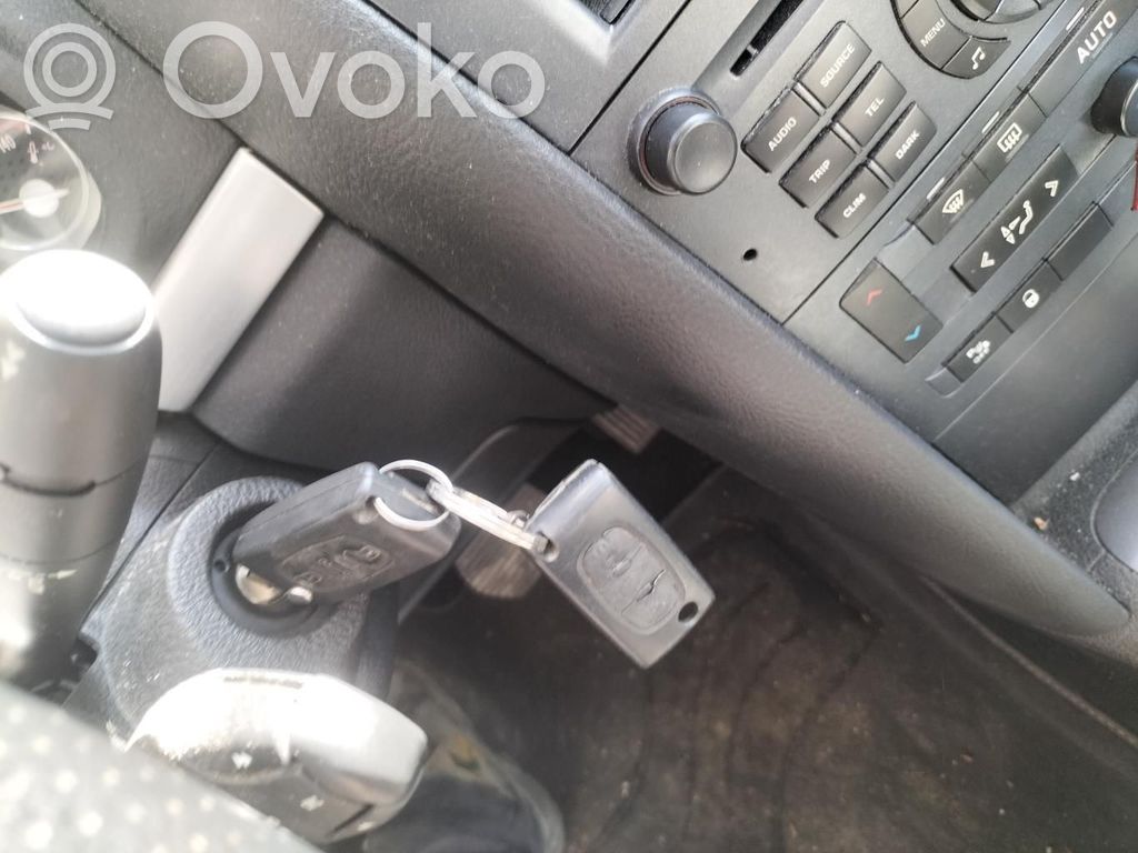 Peugeot 407 Užvedimo spynelė 