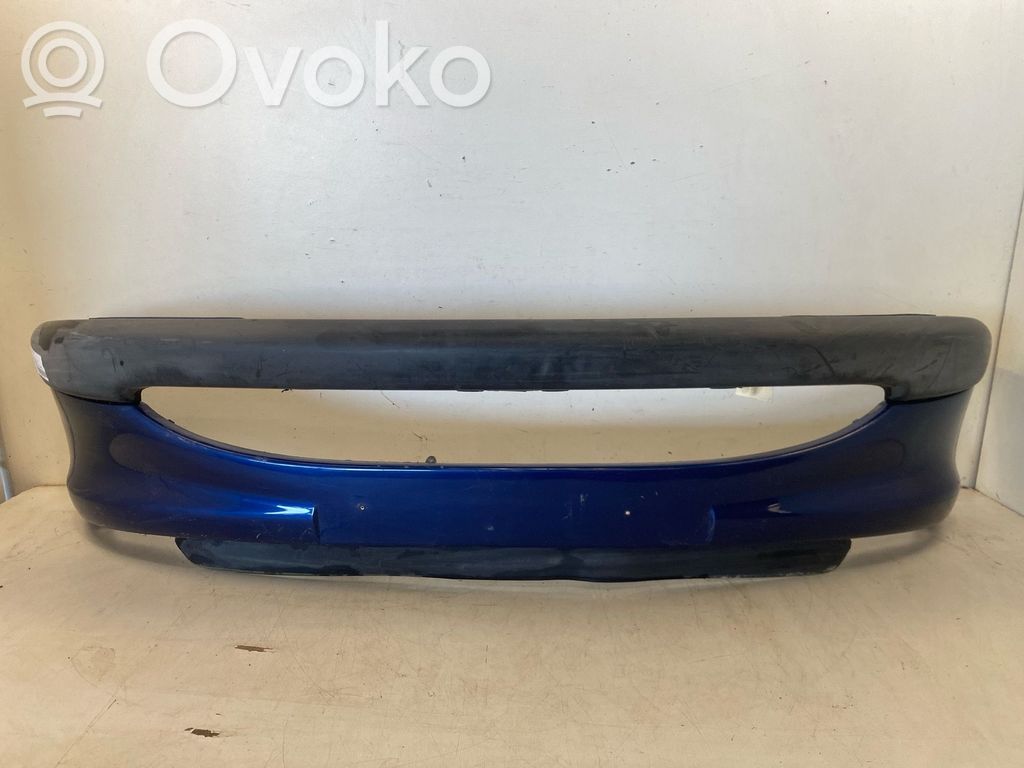 Peugeot 206 Priekinis bamperis 