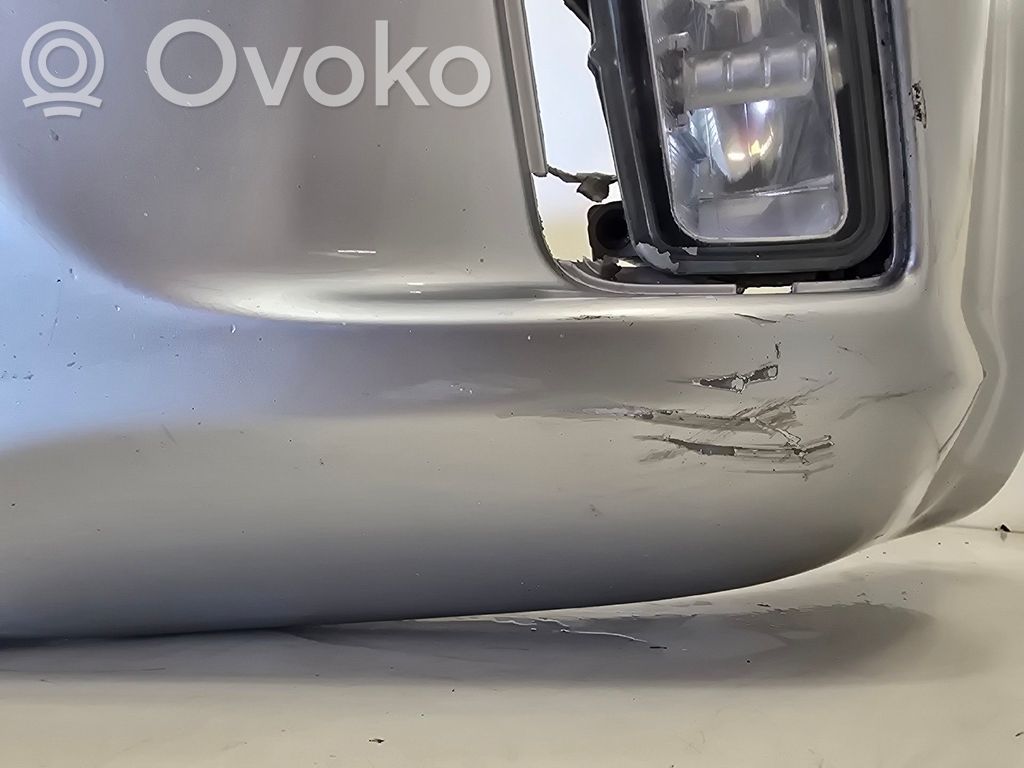 Ford C-MAX I Front bumper 