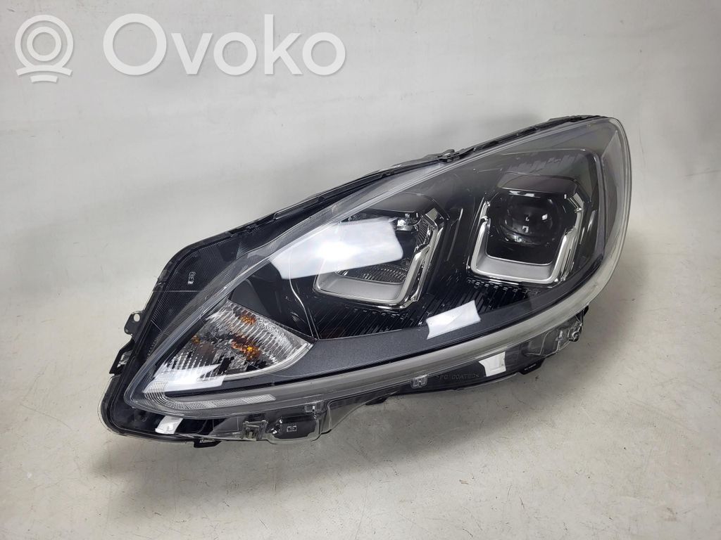 Ford Kuga III Priekinis žibintas 