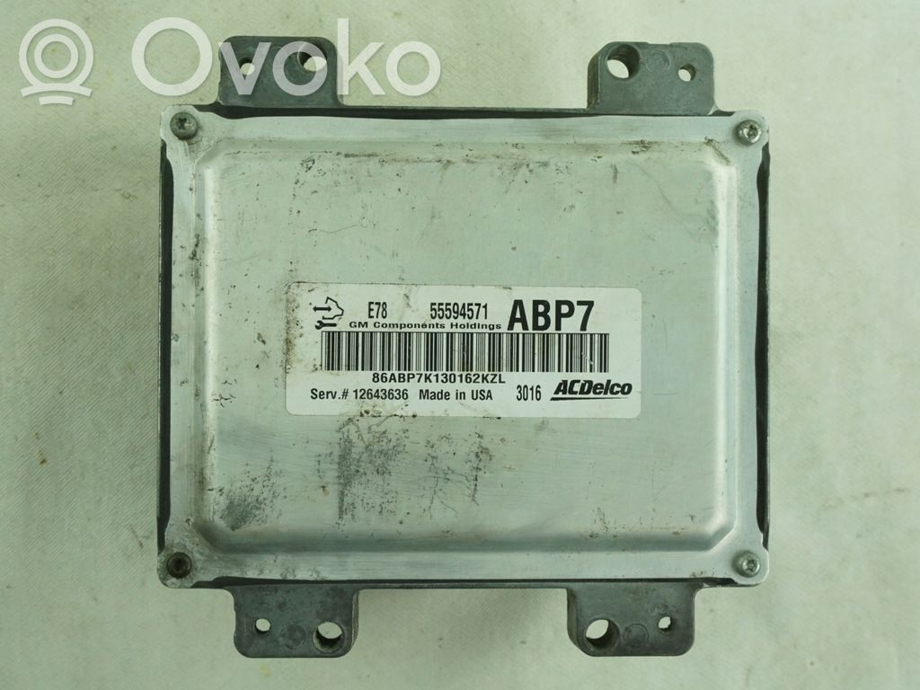 Opel Astra J Engine control unit/module 