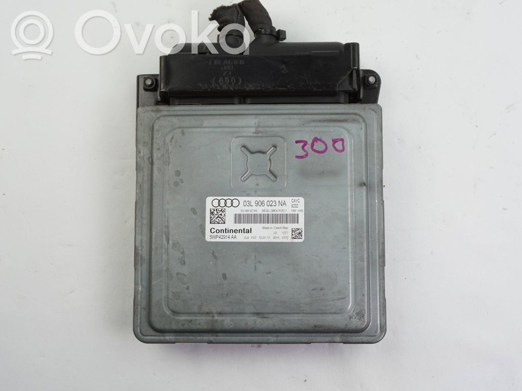 Audi A3 S3 A3 Sportback 8P Engine control unit/module 