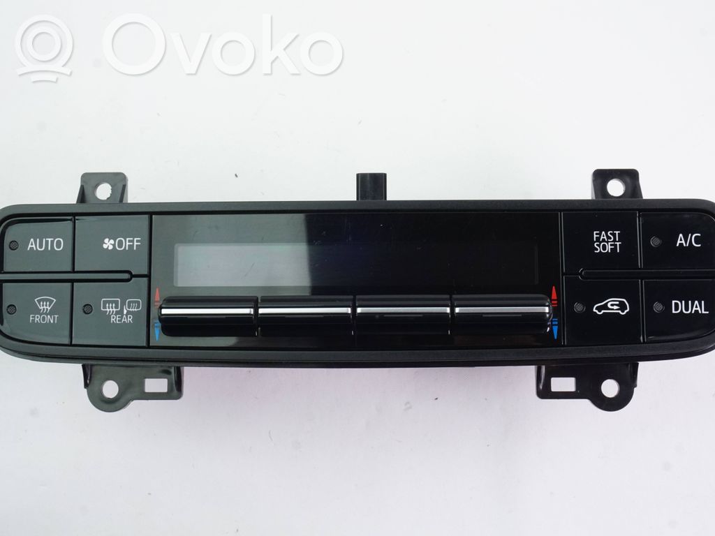 Toyota Auris E180 Climate control unit 