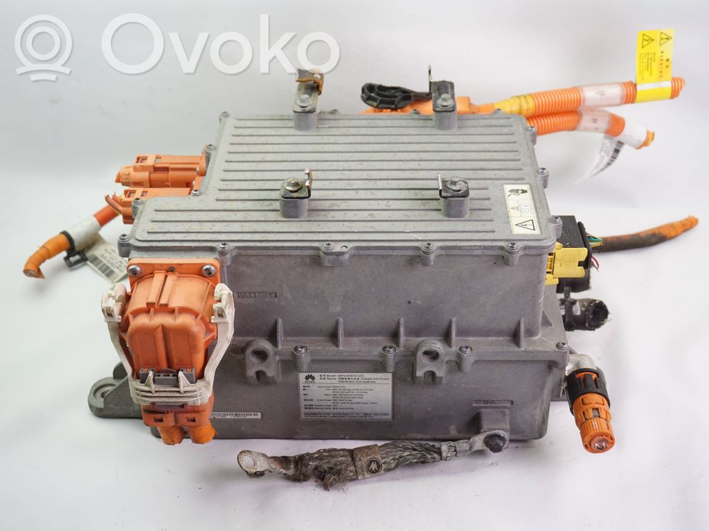Maxus e-Deliver 3 Voltage converter/converter module 