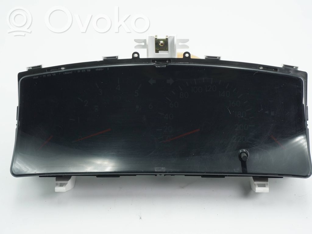 Toyota Corolla Verso E121 Speedometer (instrument cluster) 