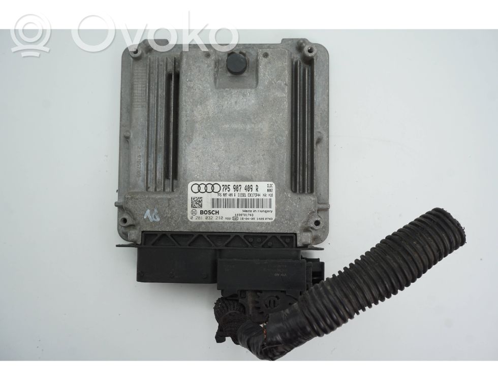 Engine control unit/module ECU   7P5907409R,0281032210