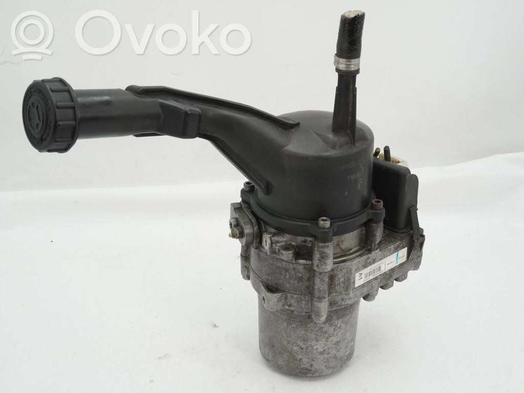 Peugeot Partner Ohjaustehostimen pumppu 