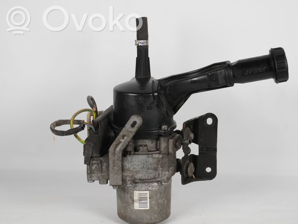 Citroen Berlingo Ohjaustehostimen pumppu 