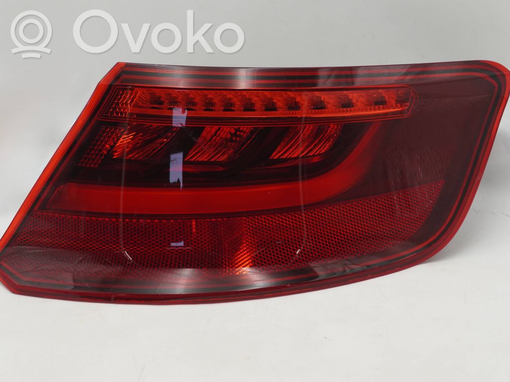 Audi A3 S3 8V Aizmugurējais lukturis virsbūvē 