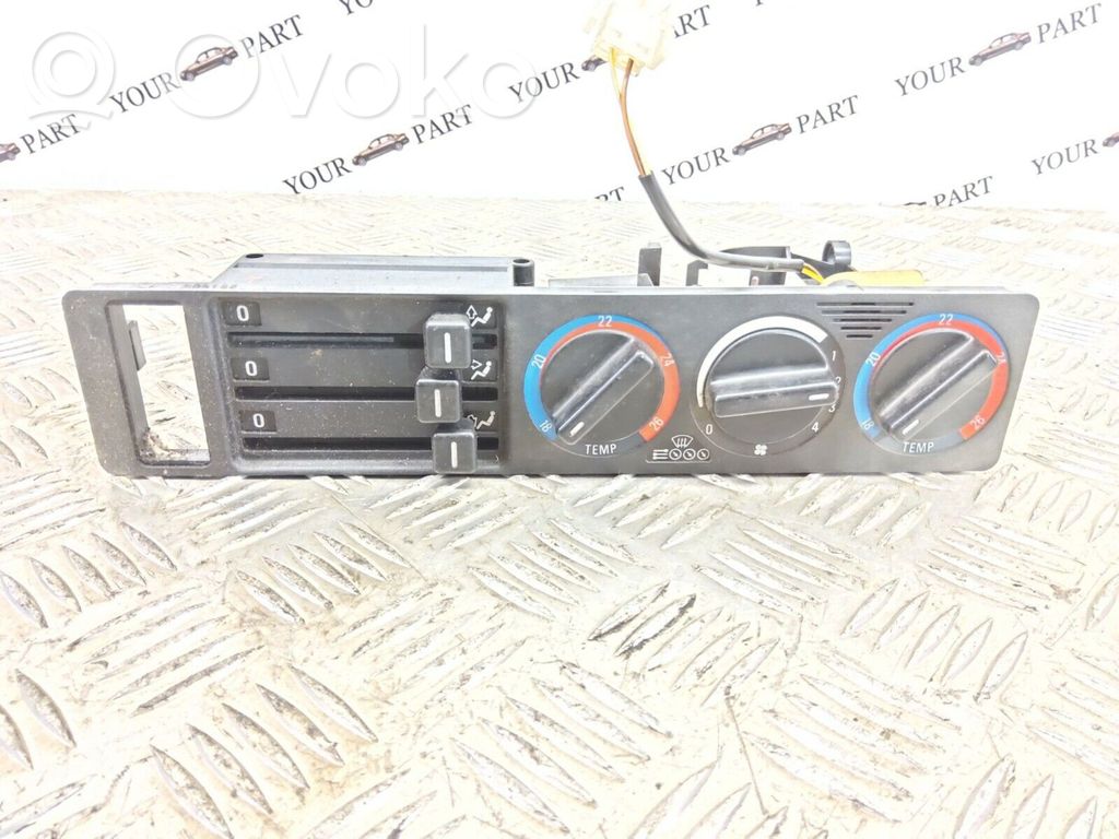BMW 5 E34 Climate control unit 