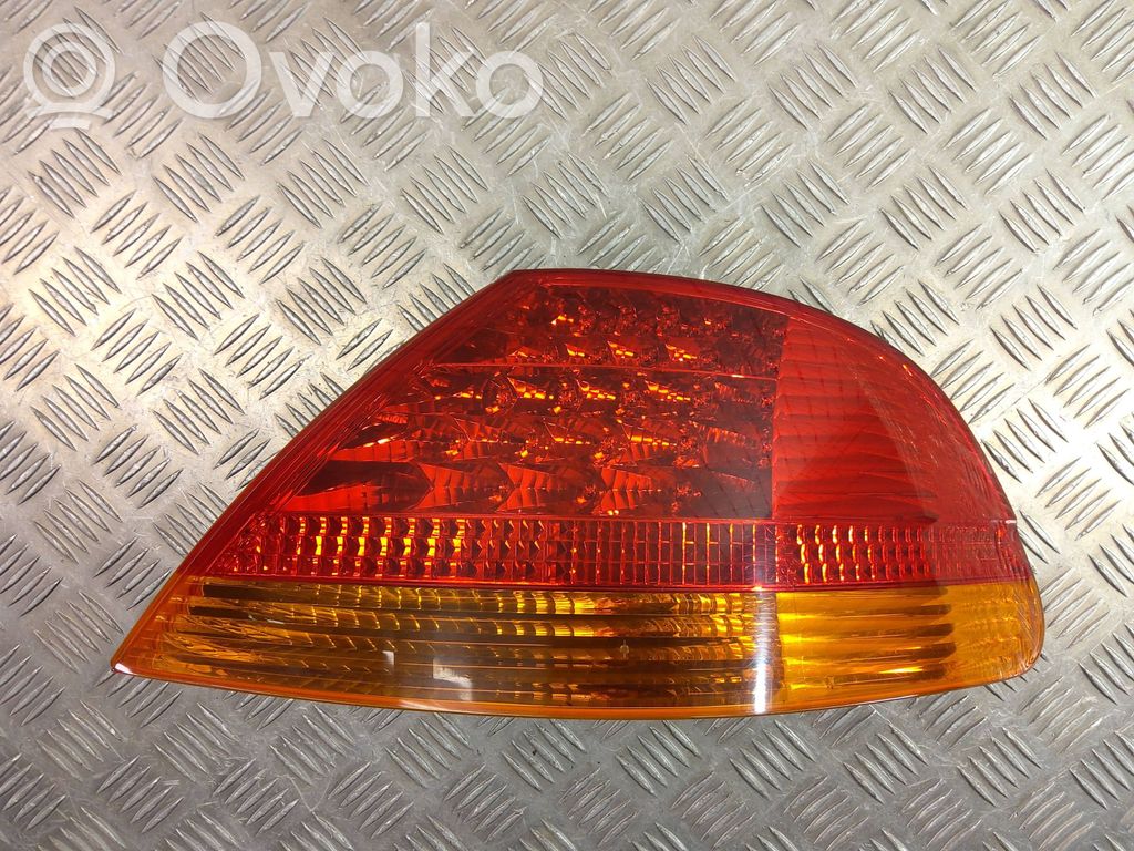 BMW 7 E65 E66 Lampă spate în caroserie 