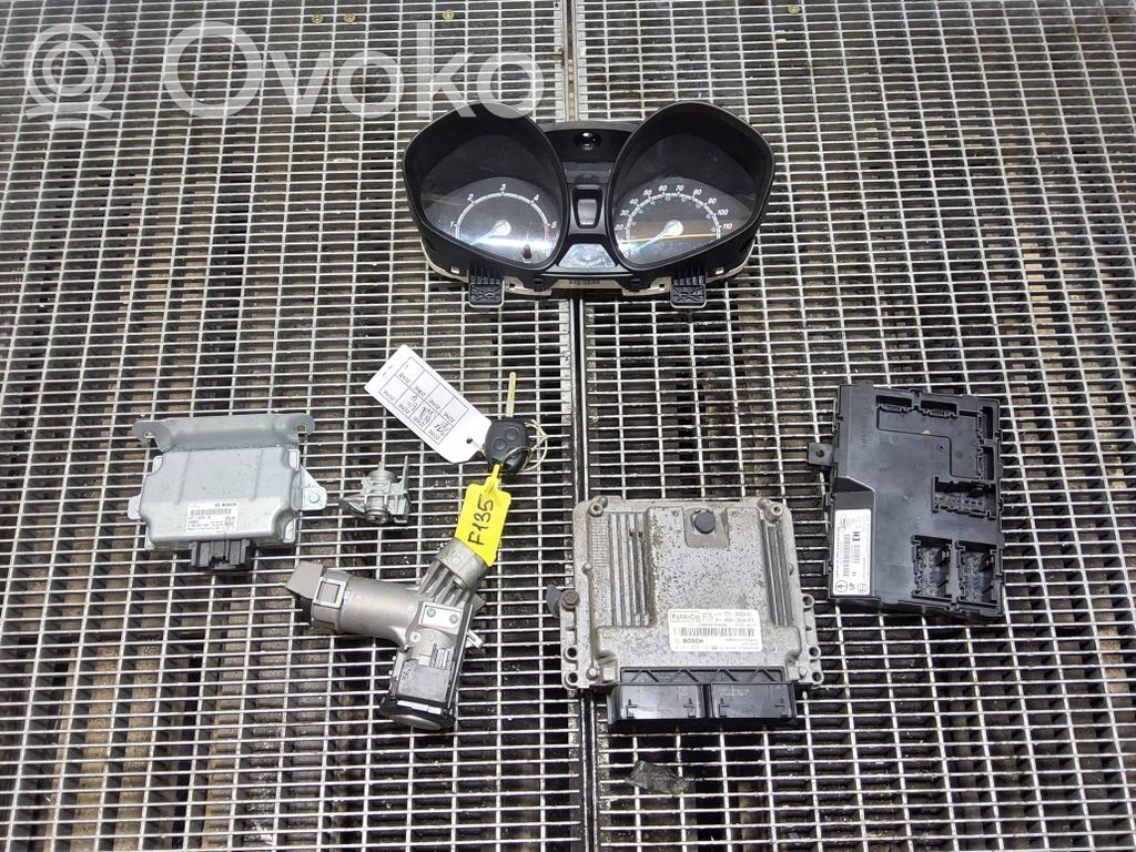 Ford Turneo Courier Engine ECU kit and lock set 