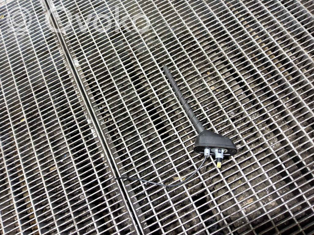 KIA Ceed Radion antenni 