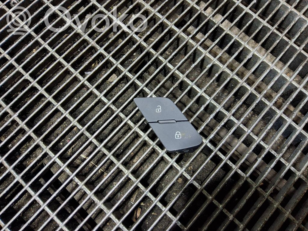 Audi A3 8Y Central locking switch button 