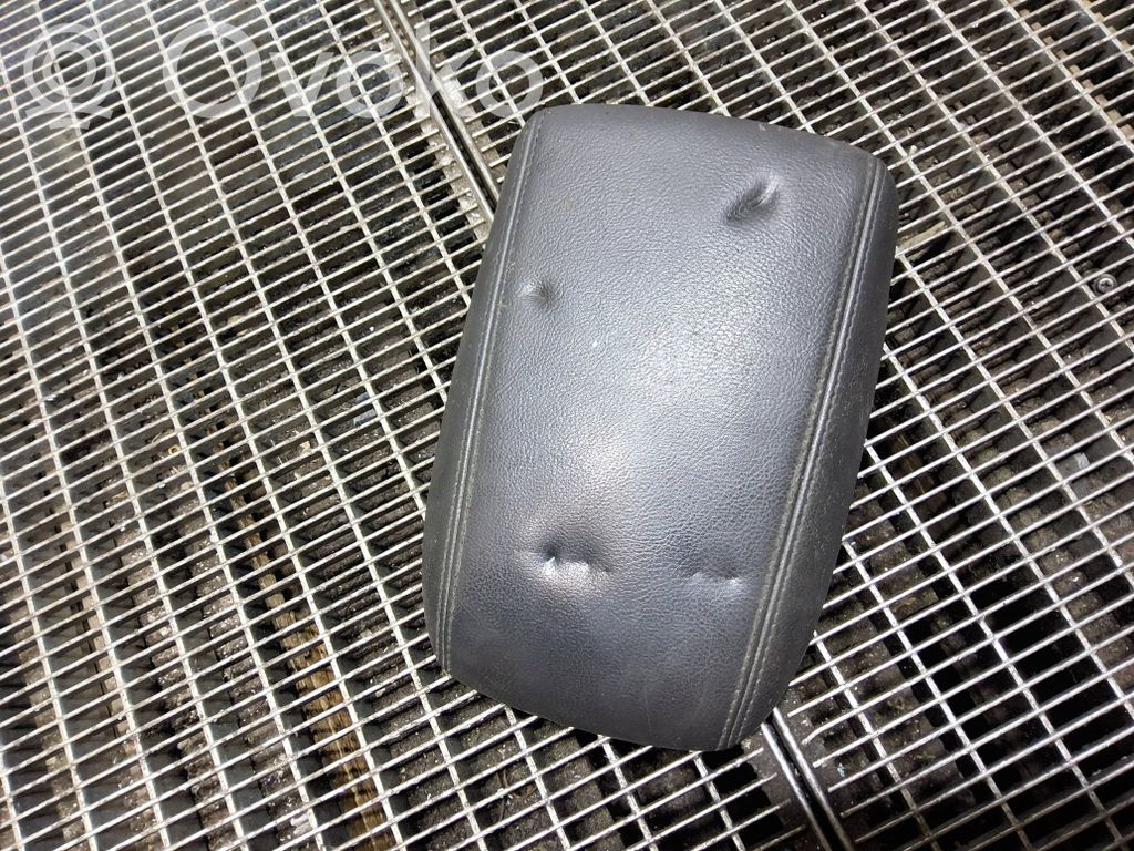 Ford Focus Armrest 