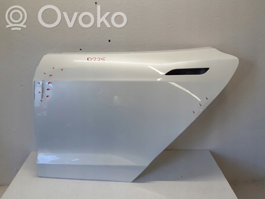 Tesla Model S Aizmugurējās durvis 