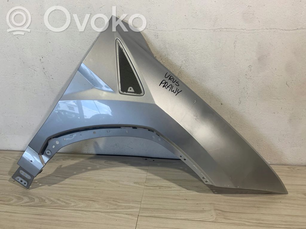 Lamborghini Urus Spārns 