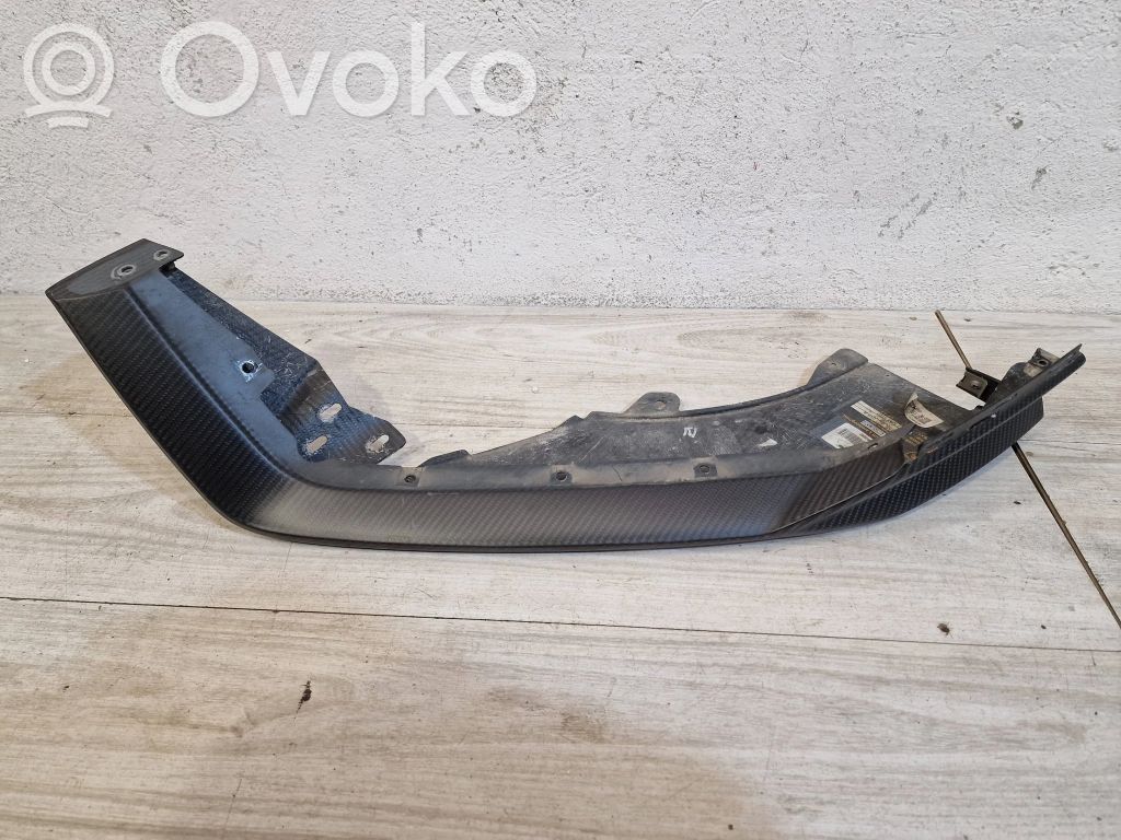 Lamborghini Urus Front bumper lower grill 