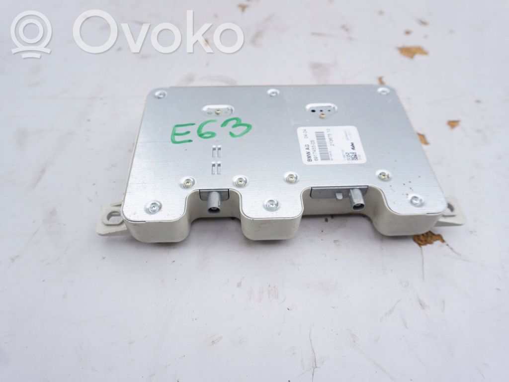 Aerial antenna amplifier   6917455