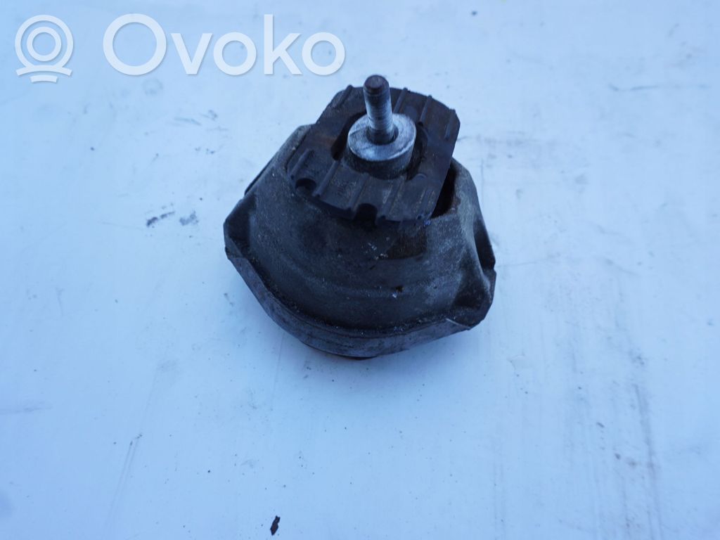 Soporte de montaje del motor   6762607,APAPODUSZKA
