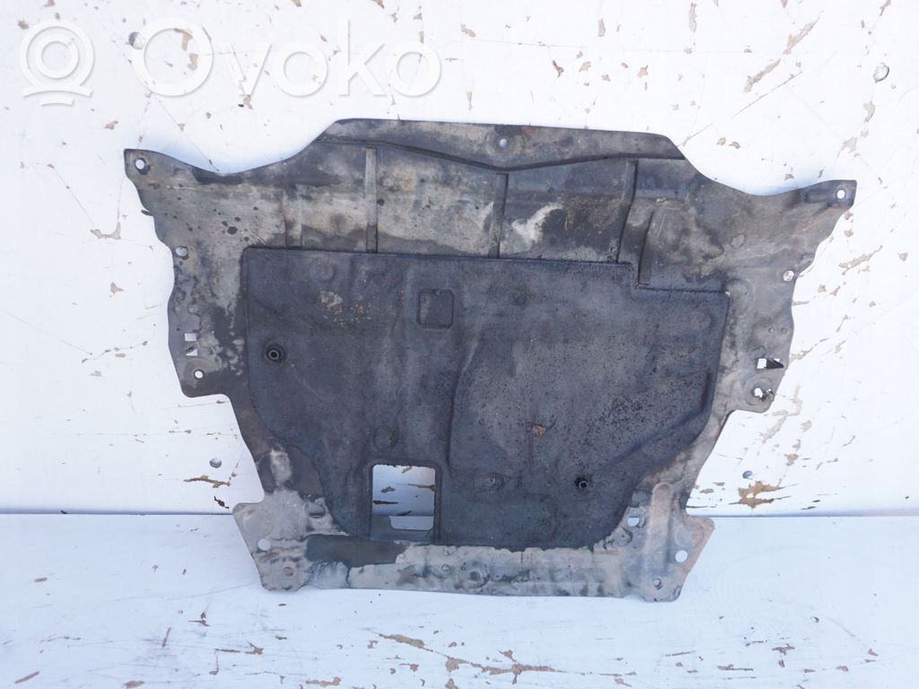 Placa protectora/protector antisalpicaduras motor   STREFAOSONA