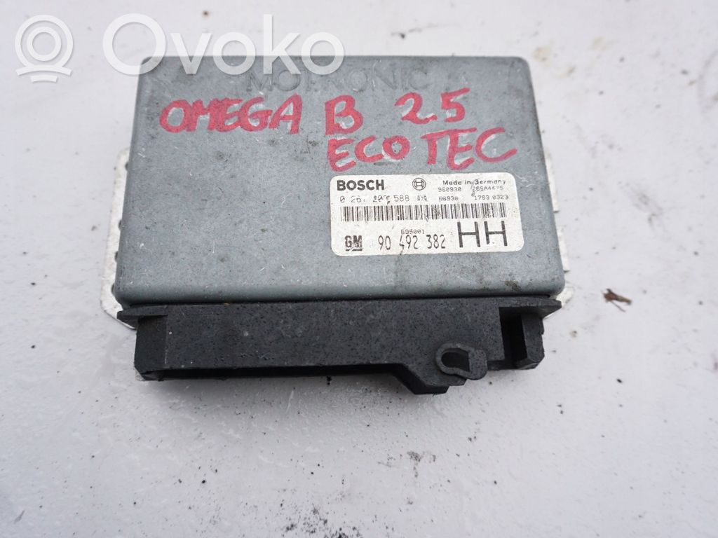 Opel Omega B2 Engine control unit/module 