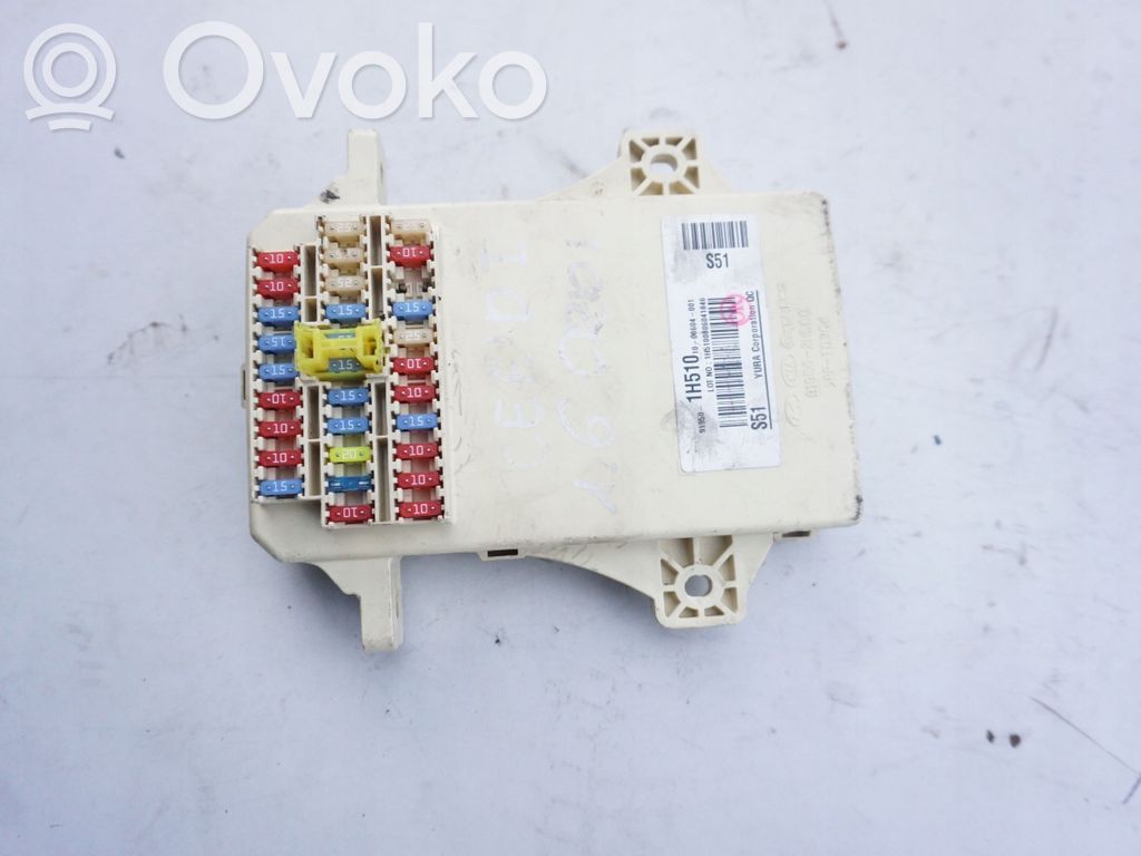 KIA Ceed Fuse box set 