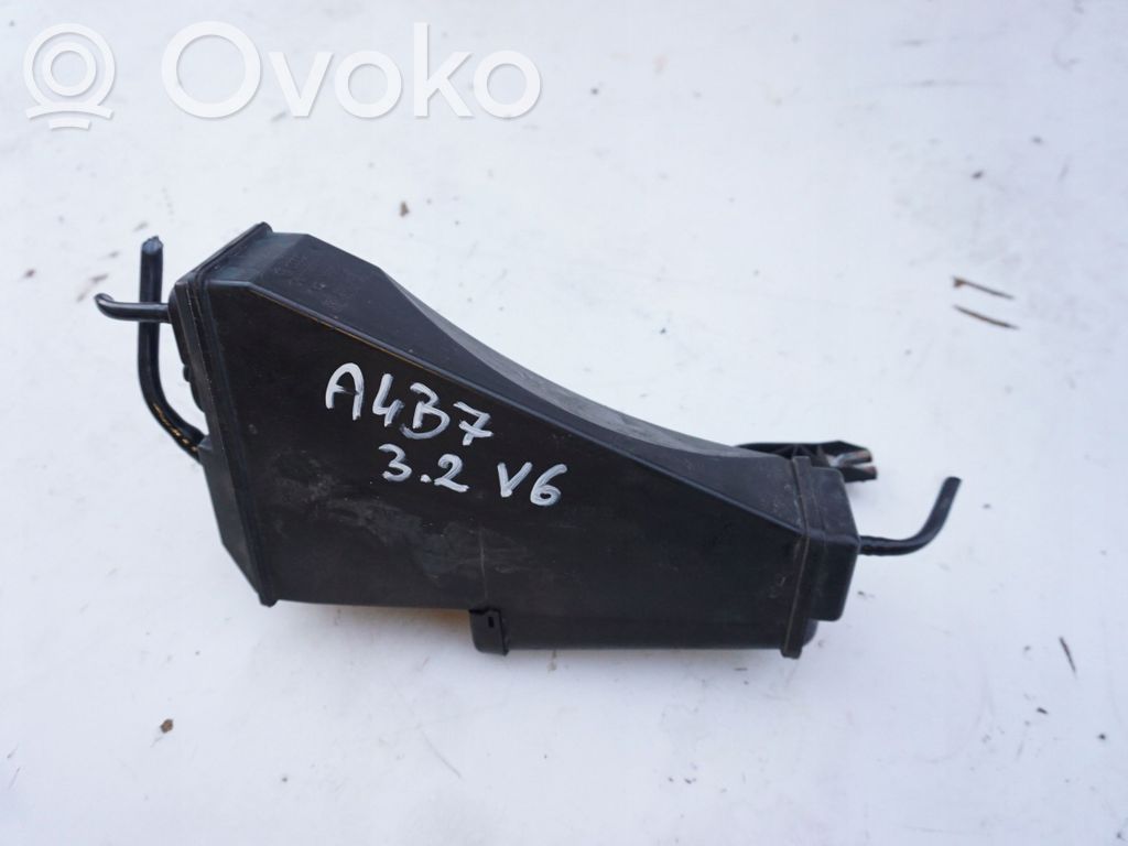 Audi A4 S4 B7 8E 8H Cartucho de vapor de combustible del filtro de carbón activo 
