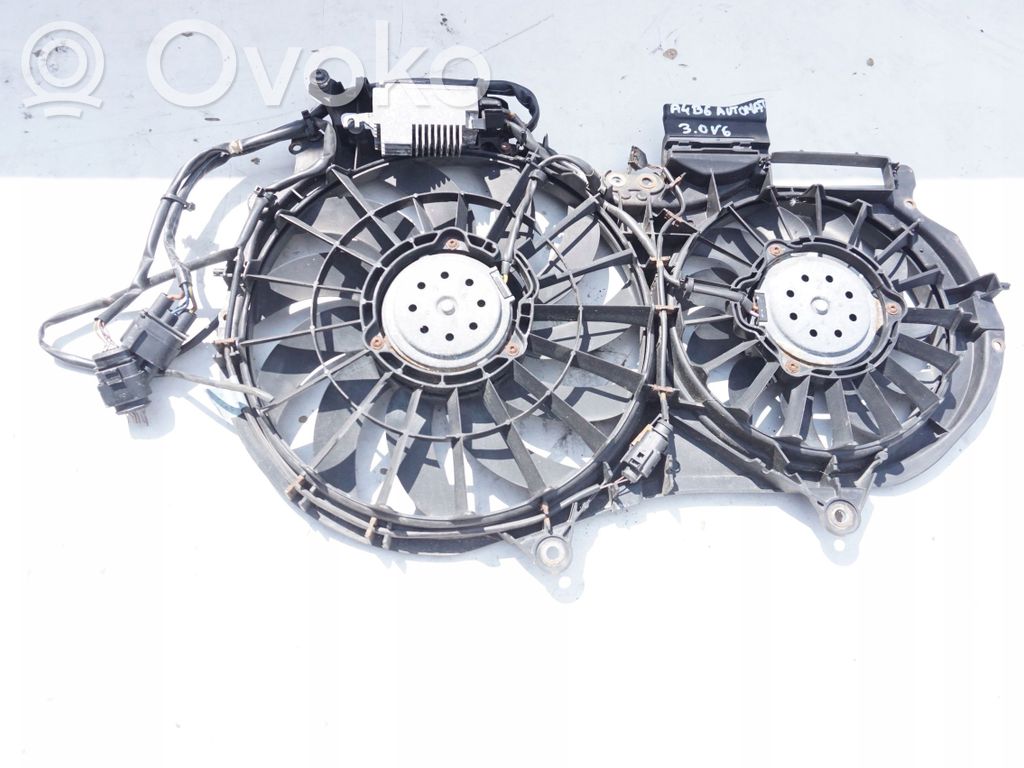 Audi A4 S4 B7 8E 8H Ventilatore di raffreddamento elettrico del radiatore 