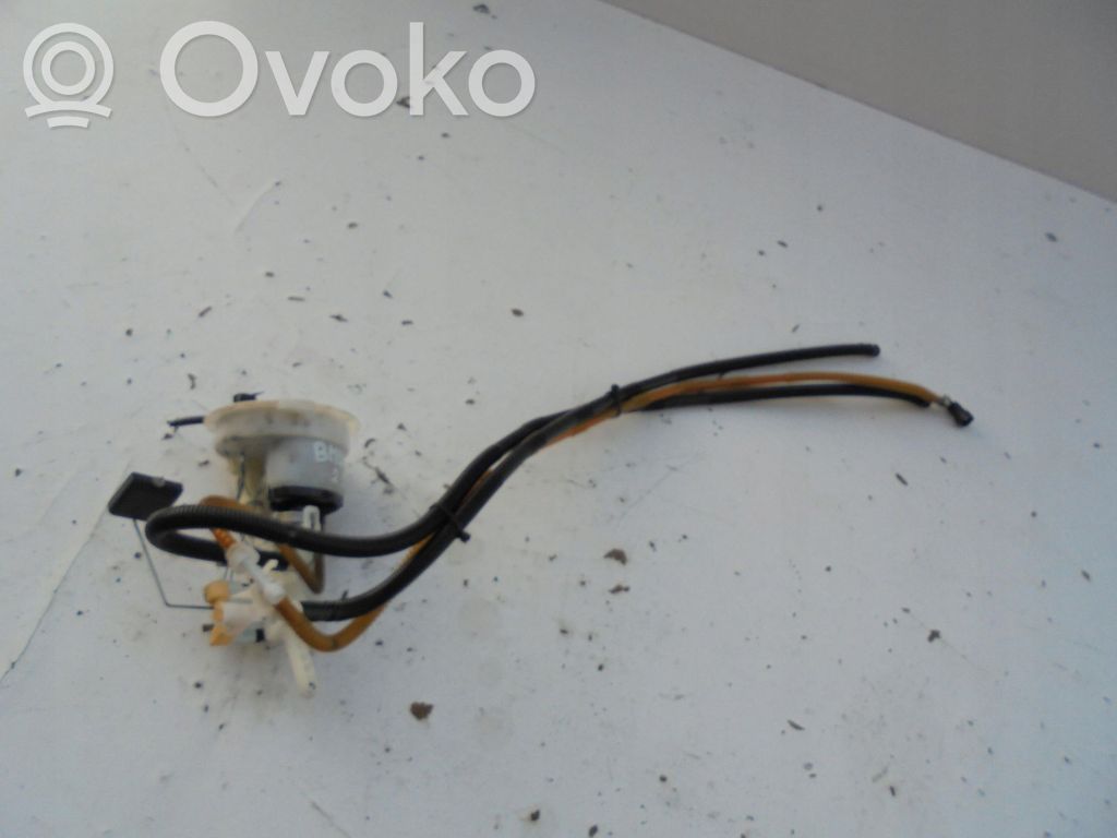 BMW 3 E90 E91 Fuel level sensor 