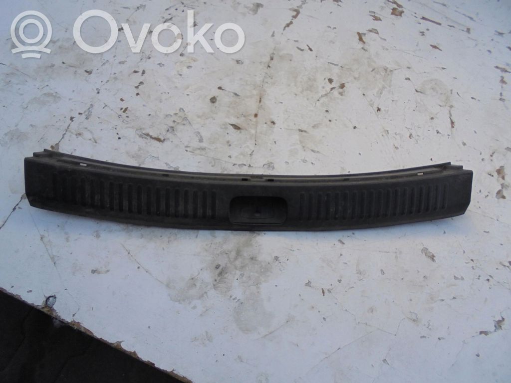 KIA Ceed Bagažinės slenksčio apdaila 