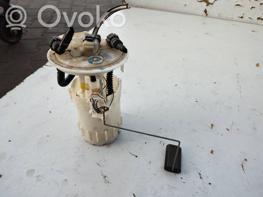 Renault Master III Bomba interna de combustible 