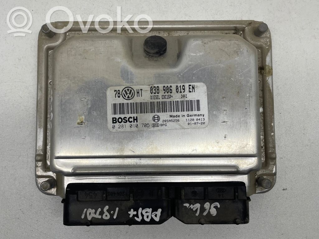 Volkswagen PASSAT B5.5 Engine control unit/module 